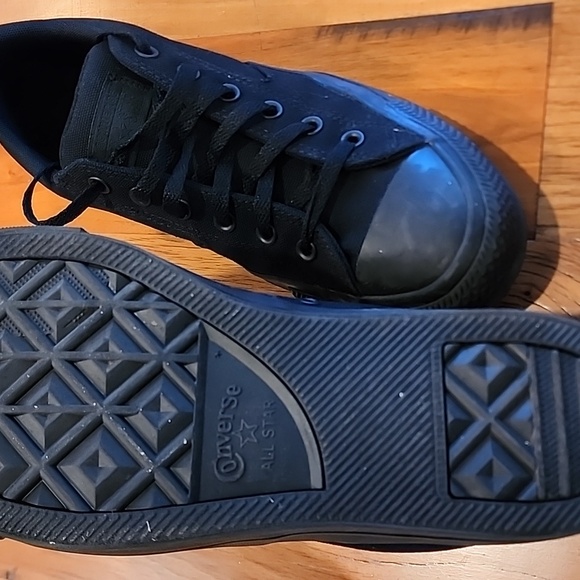 Converse Mens Black Sneakers - Picture 8 of 8